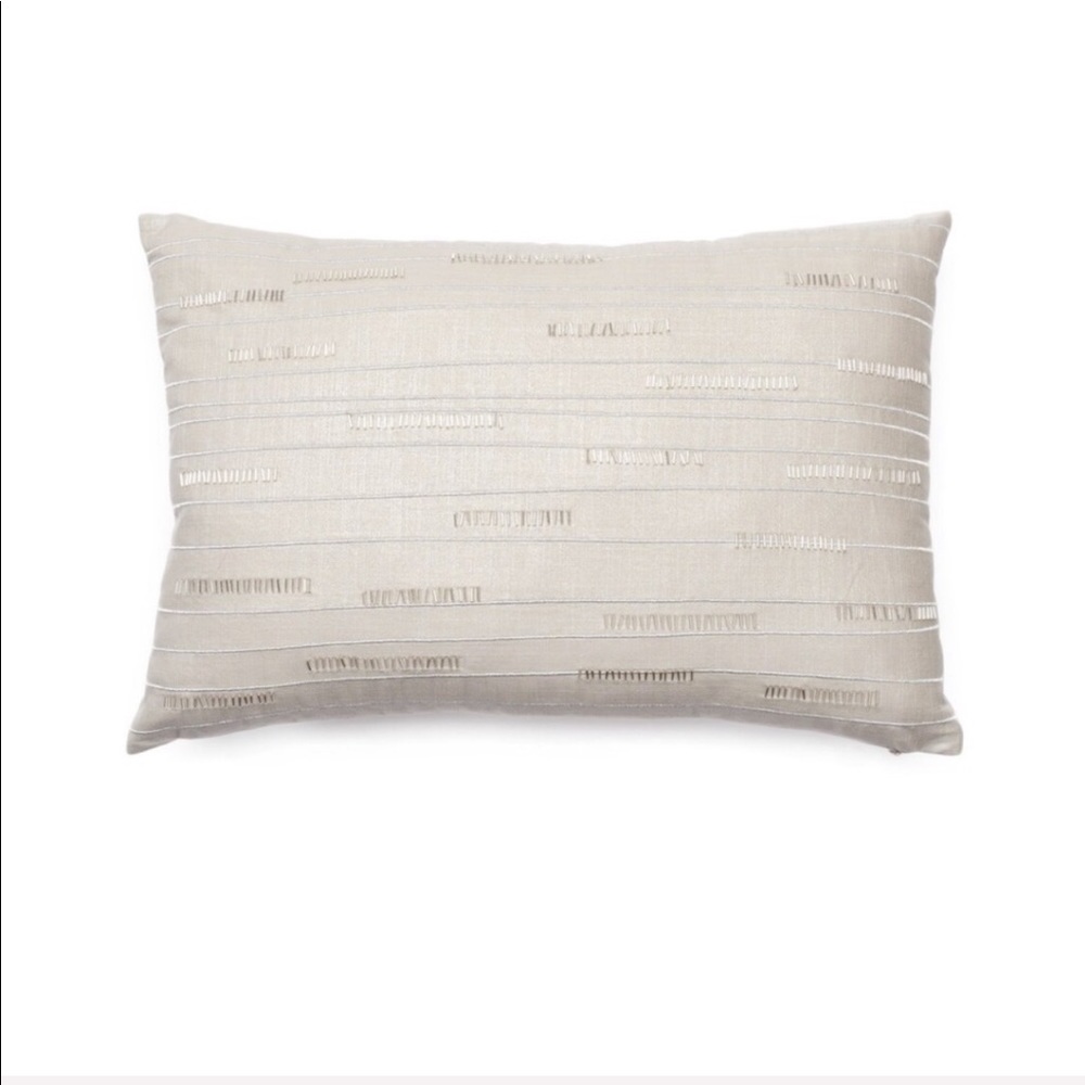 Vera Wang Decorative Pillow